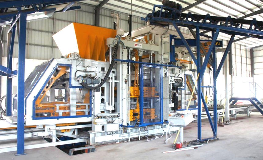 Quangong ගඩොල් යන්ත්‍ර දකුණු චීනයේ ඔවුන්ගේ සලකුණ තබයි - එක් යන්ත්‍රයකින් හසුරුවන ගඩොල් සහ දියමන්ති හැඩැති ගඩොල්